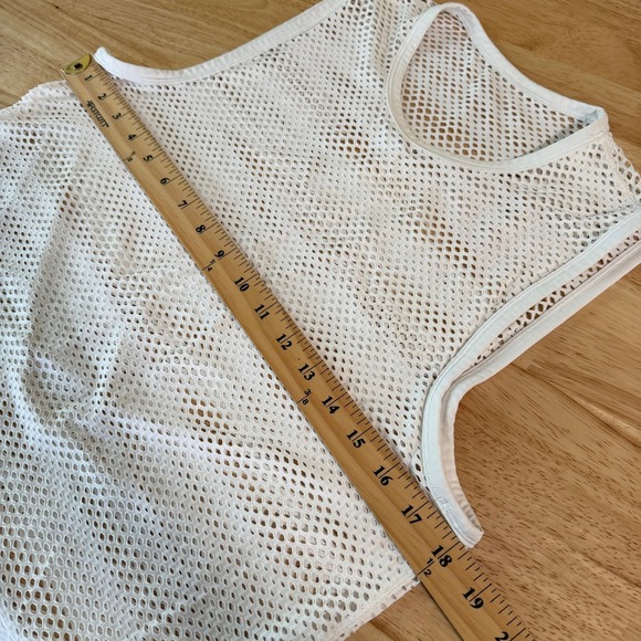 Lululemon Sweat Your Heart Out Tank Top Size 6 White Mesh Muscle Shirt - Picture 5 of 7